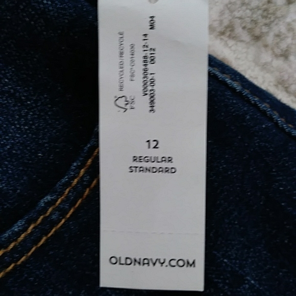 NEW Old Navy Mid-Length Stretch Extensible Denim Shorts Girls 12R Dark Wash - Picture 5 of 15